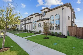 Photo #3: 21110774 Listing 