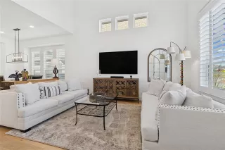 Photo #4: 21110774 Listing 