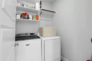 Photo #5: 21111060 Listing 