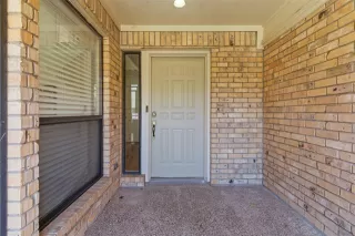 Photo #2: 21111104 Listing 