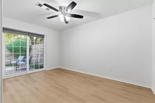 Photo #6: 21111119 Listing 