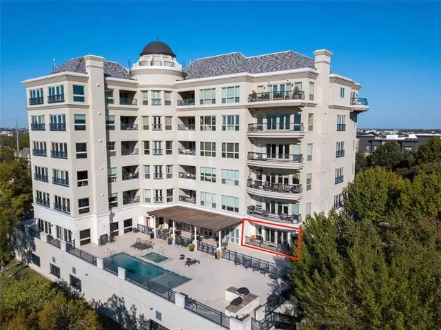 MLS: 21111382 Condo For Sale