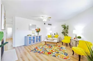 Photo #2: 21111844 Listing 