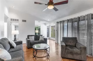 Photo #4: 21112312 Listing 