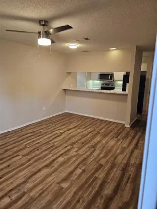 Photo #4: 21112955 Listing 