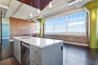 Photo #2: 21113213 Listing 