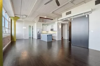 Photo #4: 21113213 Listing 