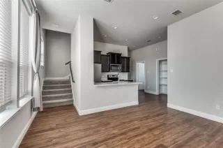 Photo #2: 21113832 Listing 