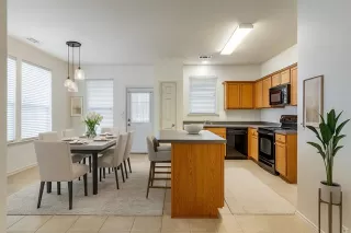 Photo #5: 21115386 Listing 