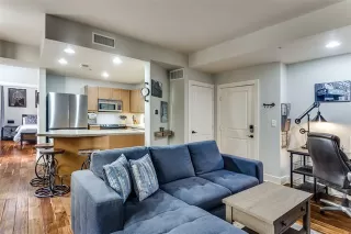 Photo #2: 21115578 Listing 