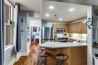 Photo #6: 21115578 Listing 