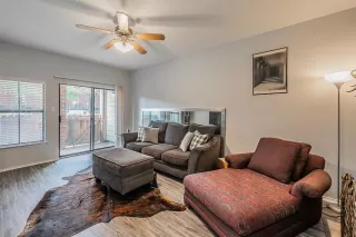 Photo #5: 21116514 Listing 