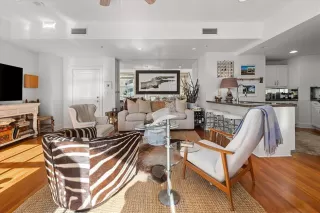 Photo #2: 21117244 Listing 