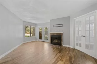 Photo #5: 21117376 Listing 