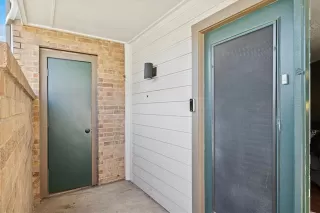 Photo #3: 21119791 Listing