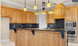 Photo #5: 21120622 Listing 