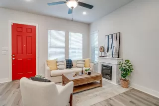 Photo #5: 21120857 Listing