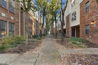 Photo #3: 21121602 Listing 