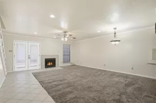 Photo #6: 21121605 Listing 