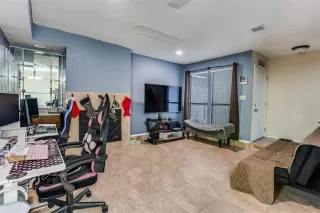 Photo #4: 21121824 Listing 