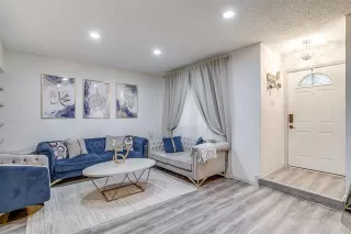 Photo #2: 21123312 Listing