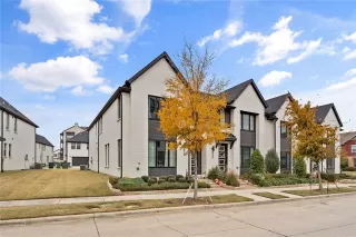 Photo #4: 21124439 Listing 