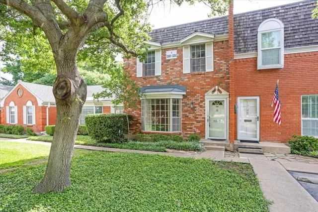 MLS: 21125062 Condo For Sale