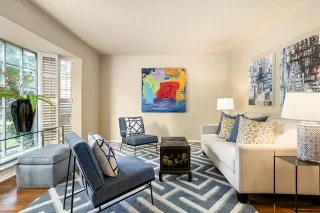 Photo #6: 21125062 Listing