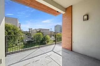 Photo #3: 21129089 Listing