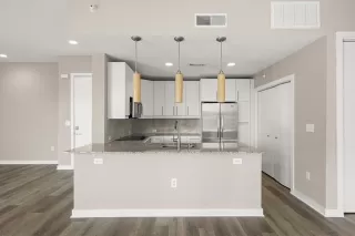 Photo #4: 21129089 Listing