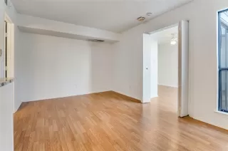 Photo #5: 21129826 Listing