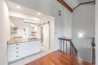 Photo #6: 21131965 Listing 