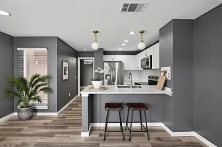 Photo #3: 21132983 Listing