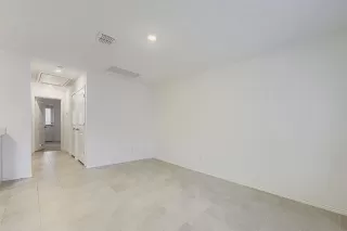 Photo #4: 21133407 Listing 