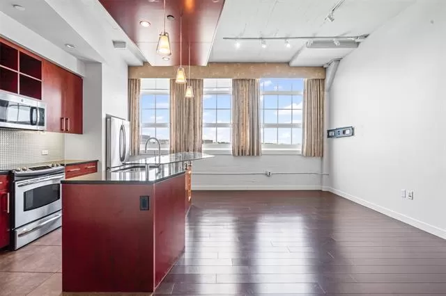 MLS: 21135439 Condo For Sale