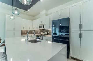 Photo #3: 21138990 Listing 