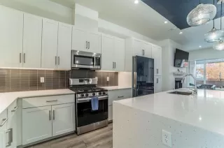 Photo #5: 21138990 Listing 