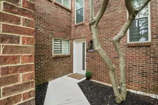 Photo #4: 21142810 Listing 