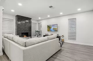 Photo #5: 21142810 Listing 