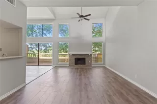 Photo #6: 21146696 Listing