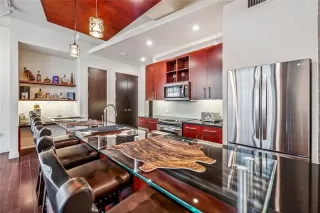 Photo #4: 21150702 Listing 