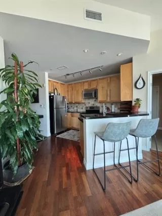 Photo #5: 21151240 Listing 