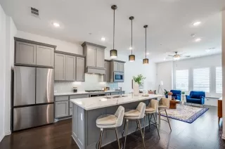 Photo #6: 21151302 Listing 