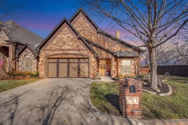 MLS: 21153164 Condo For Sale