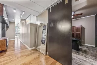 Photo #6: 21155532 Listing