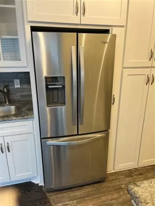 Photo #6: 21157806 Listing 