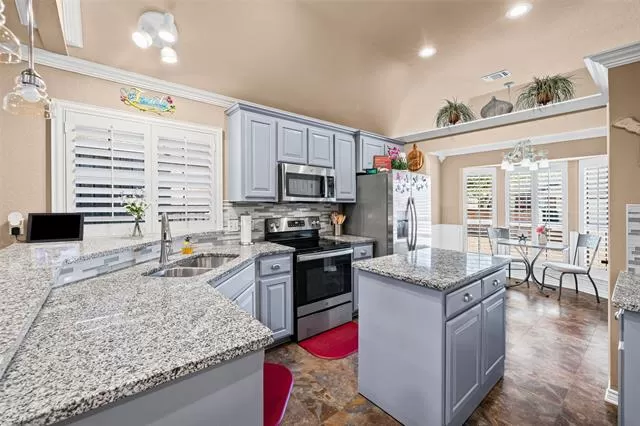 MLS: 21159329 Condo For Sale