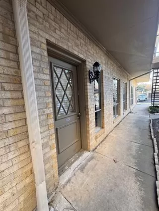 Photo #2: 21161755 Listing