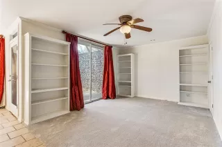 Photo #4: 21162449 Listing