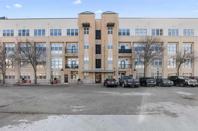 MLS: 21162719 Condo For Sale